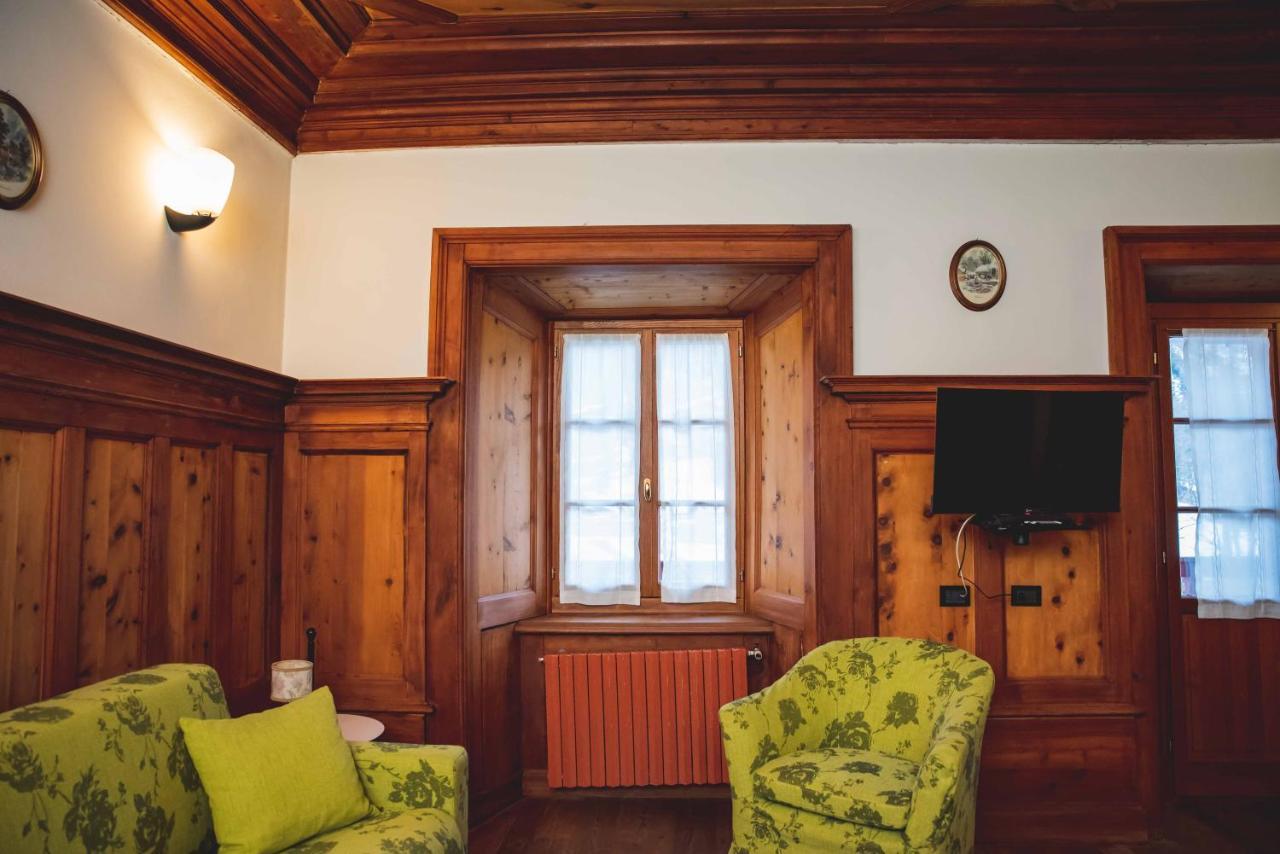 Hotel La Villa Della Regina Gressoney-la-Trinité Exterior photo