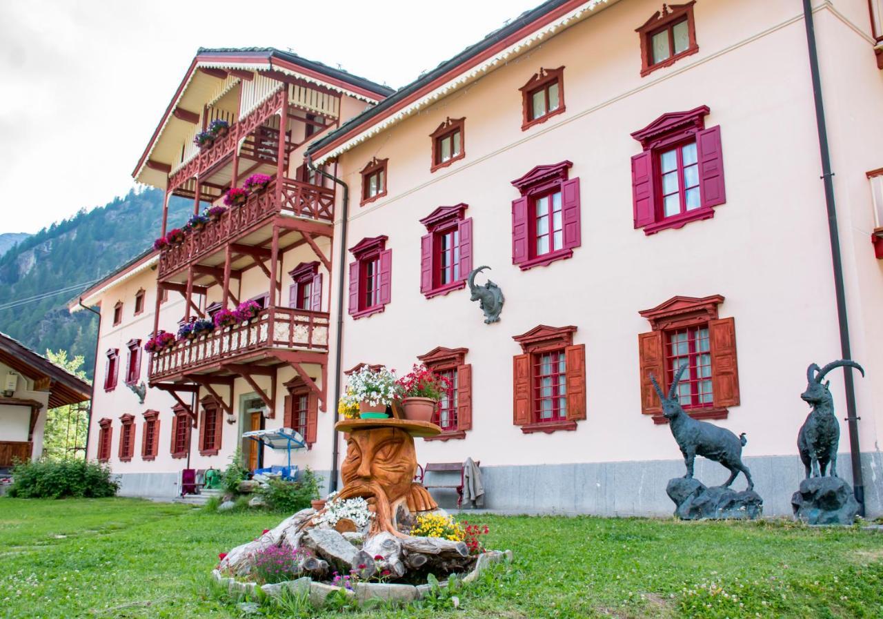 Hotel La Villa Della Regina Gressoney-la-Trinité Exterior photo